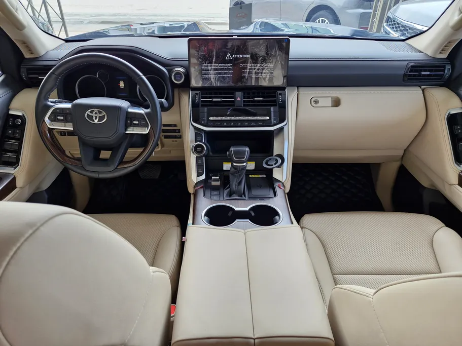 تويوتا لاندكروزر GXR4 2024 