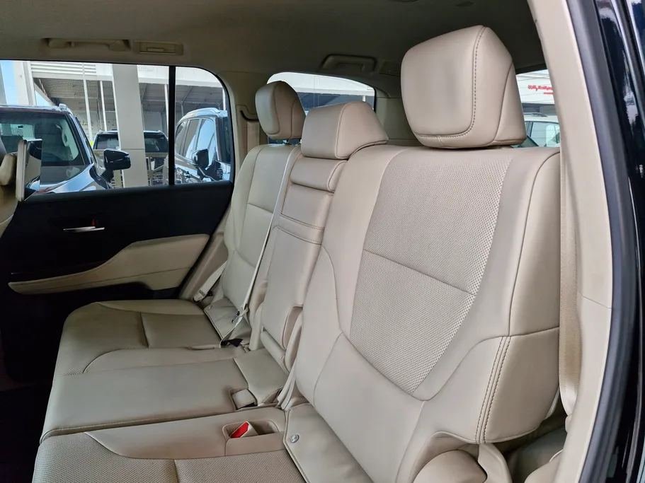 تويوتا لاندكروزر GXR4 2024 