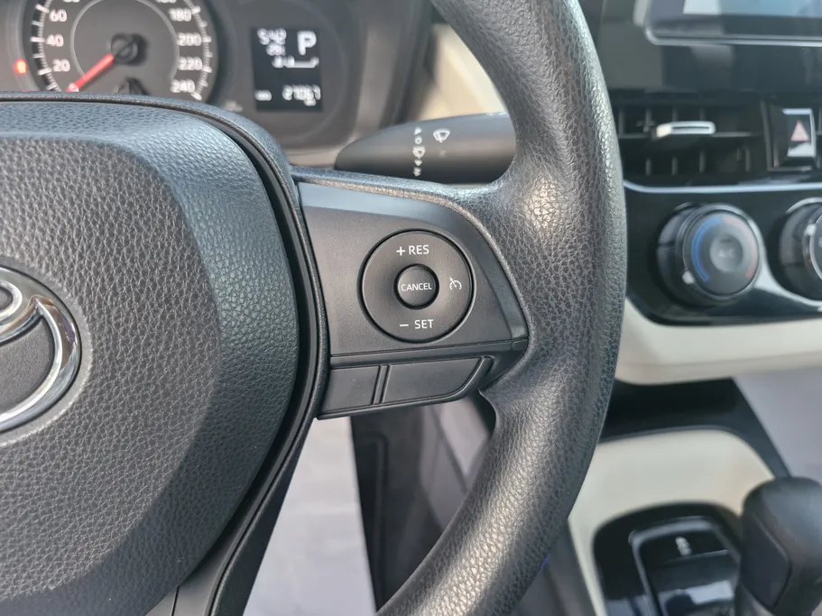 تويوتا كورولا XLI 2022 