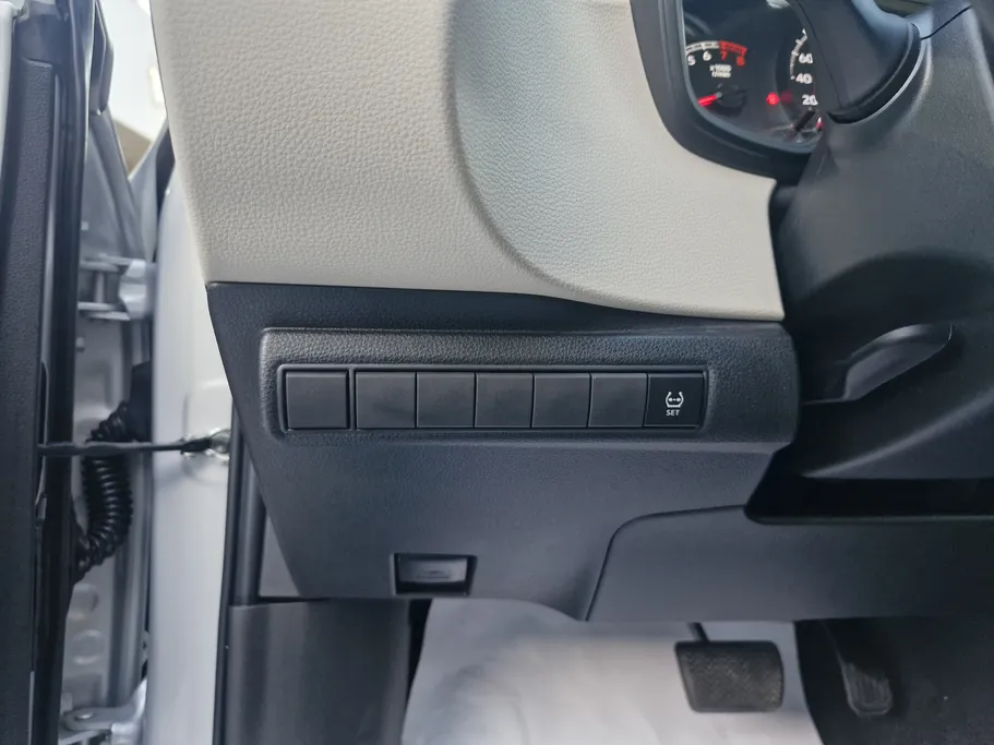 تويوتا كورولا XLI 2022 