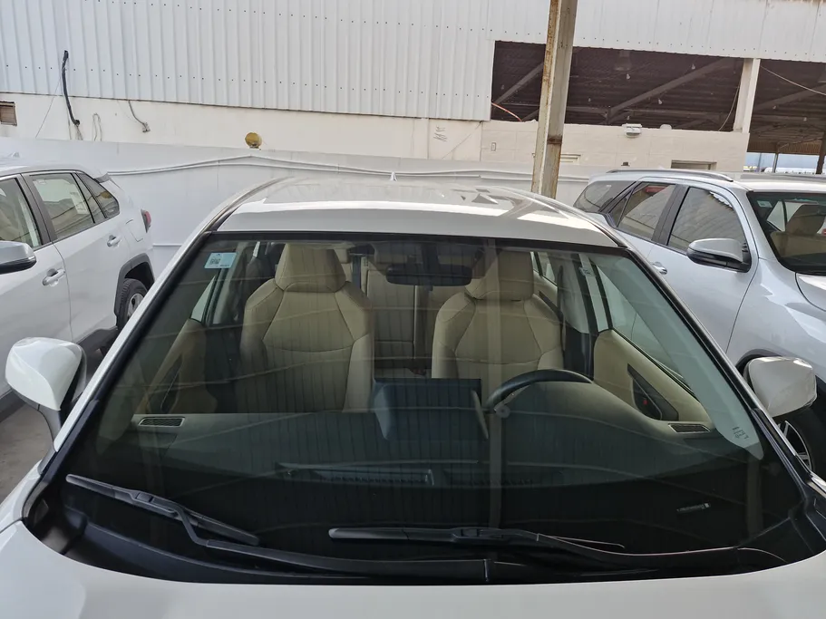 تويوتا راف فور LE 2022 