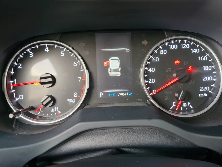 تويوتا راف فور LE 2022 