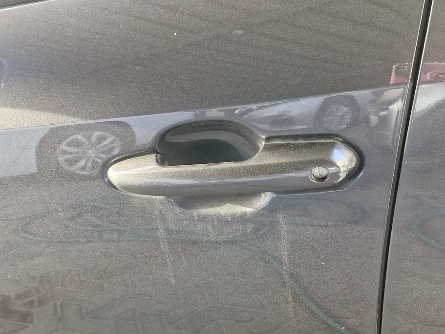 تويوتا راف فور LE 2023 