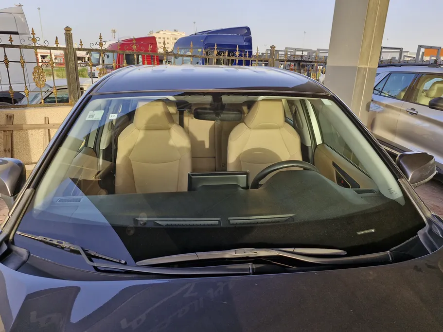 تويوتا راف فور LE 2023 