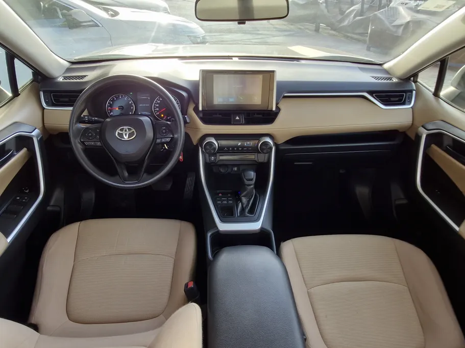 تويوتا راف فور LE 2023 