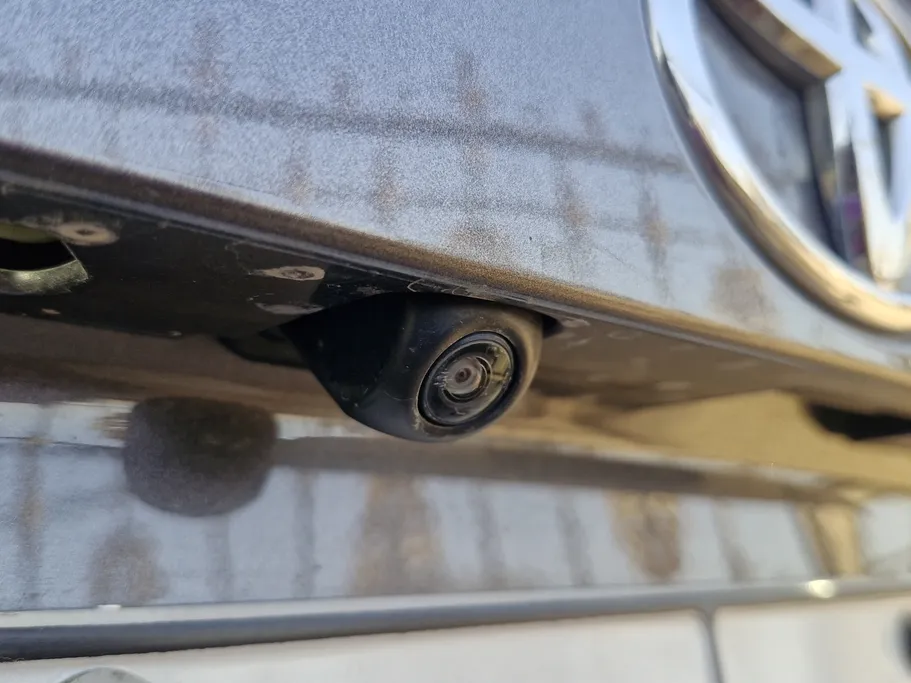 تويوتا راف فور LE 2023 