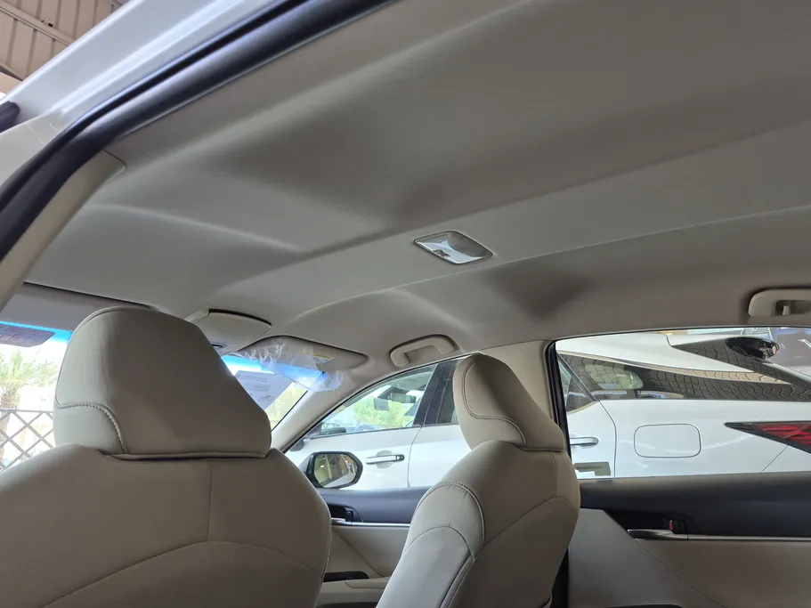 تويوتا كامري LE 2024 