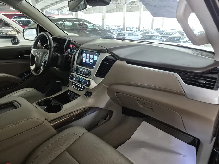 2020 GMC Yukon SLT XL 