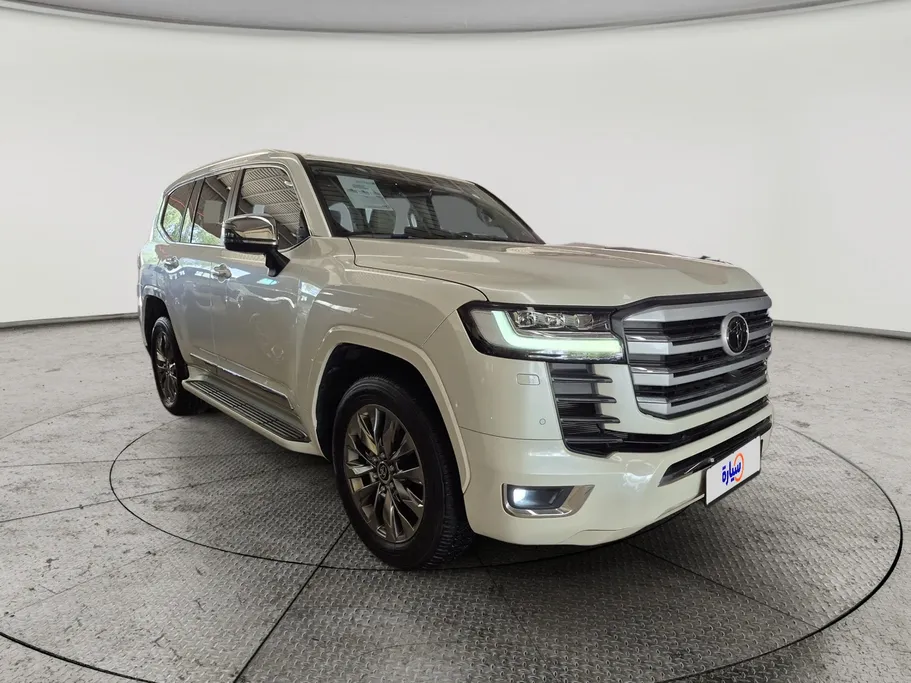 تويوتا لاندكروزر VX 2024 