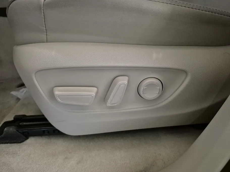 تويوتا لاندكروزر VX 2024 