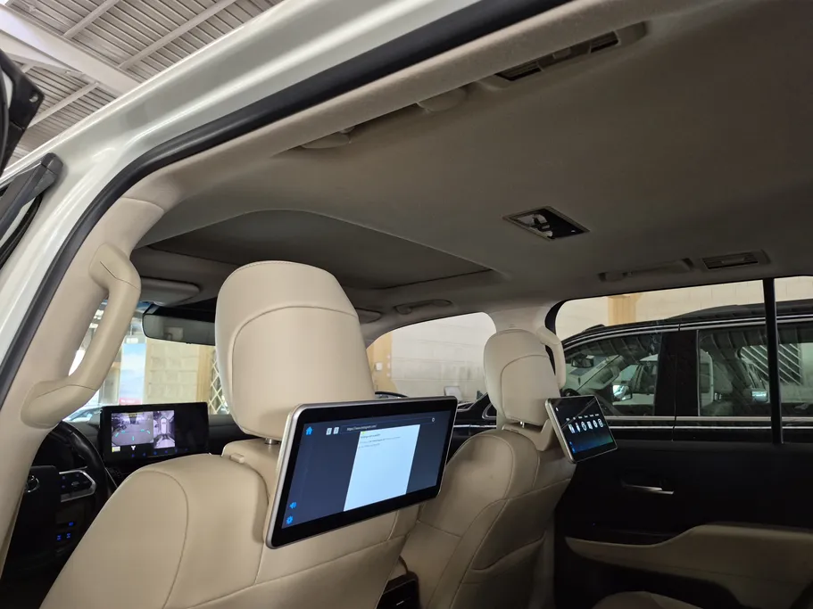 تويوتا لاندكروزر VX 2024 