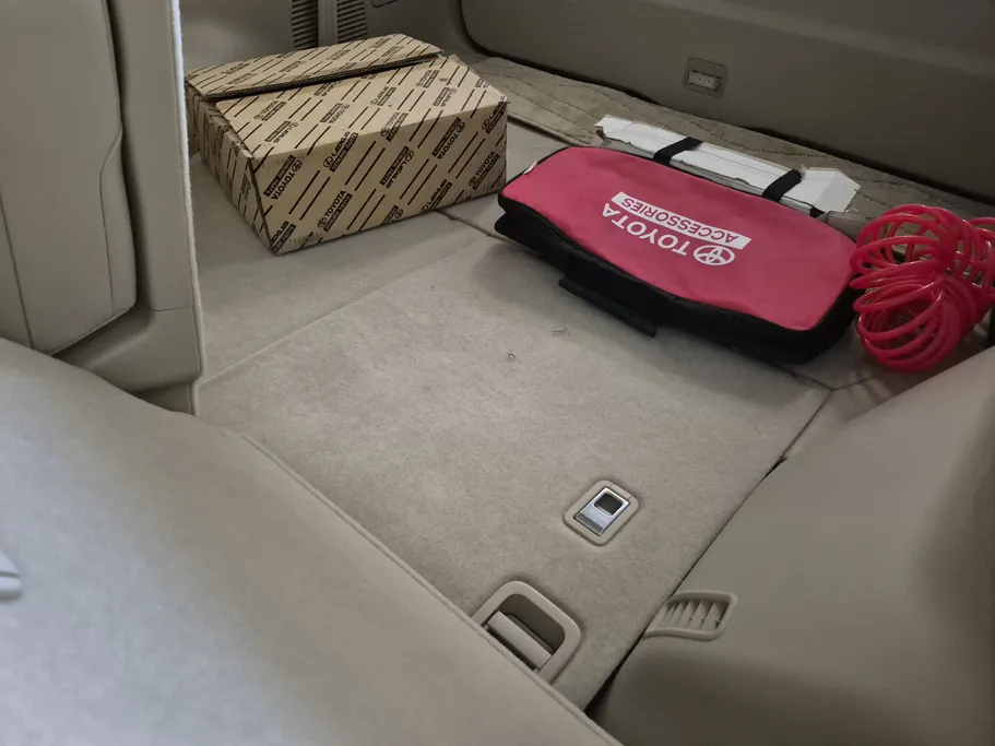 تويوتا لاندكروزر VX 2024 