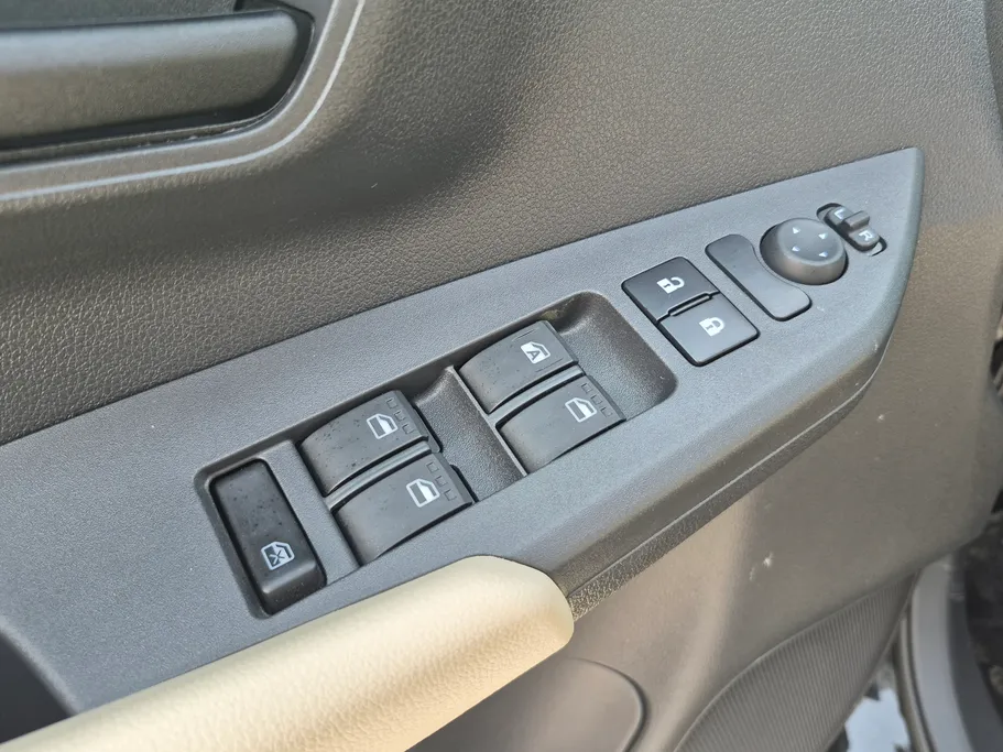 تويوتا يارس Y Plus 2024 