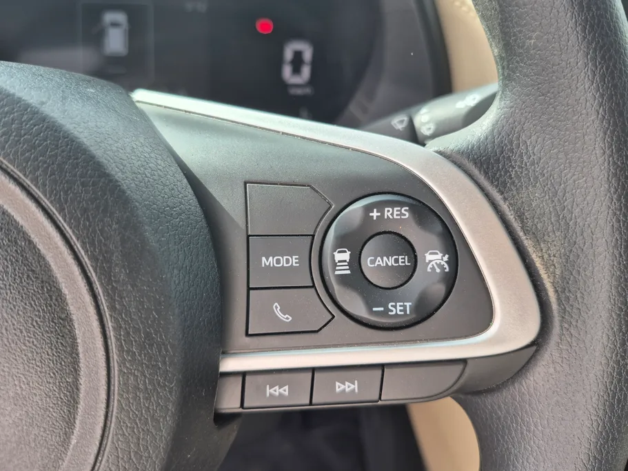 تويوتا يارس Y Plus 2024 