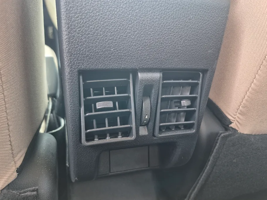 تويوتا يارس Y Plus 2024 