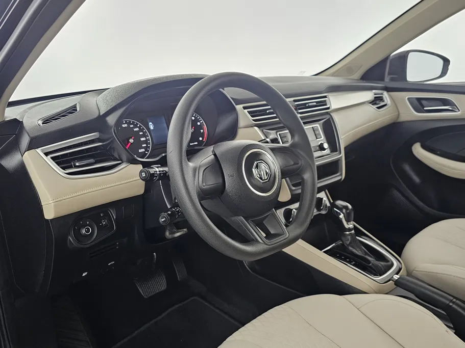 ام جي 5 STD 2023 