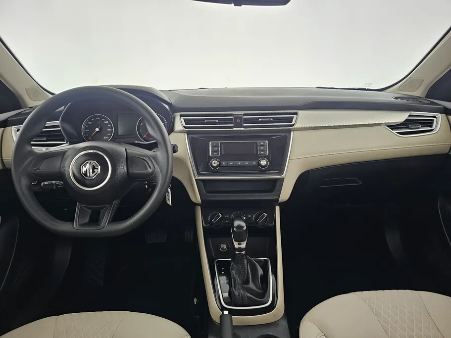 ام جي 5 STD 2023 