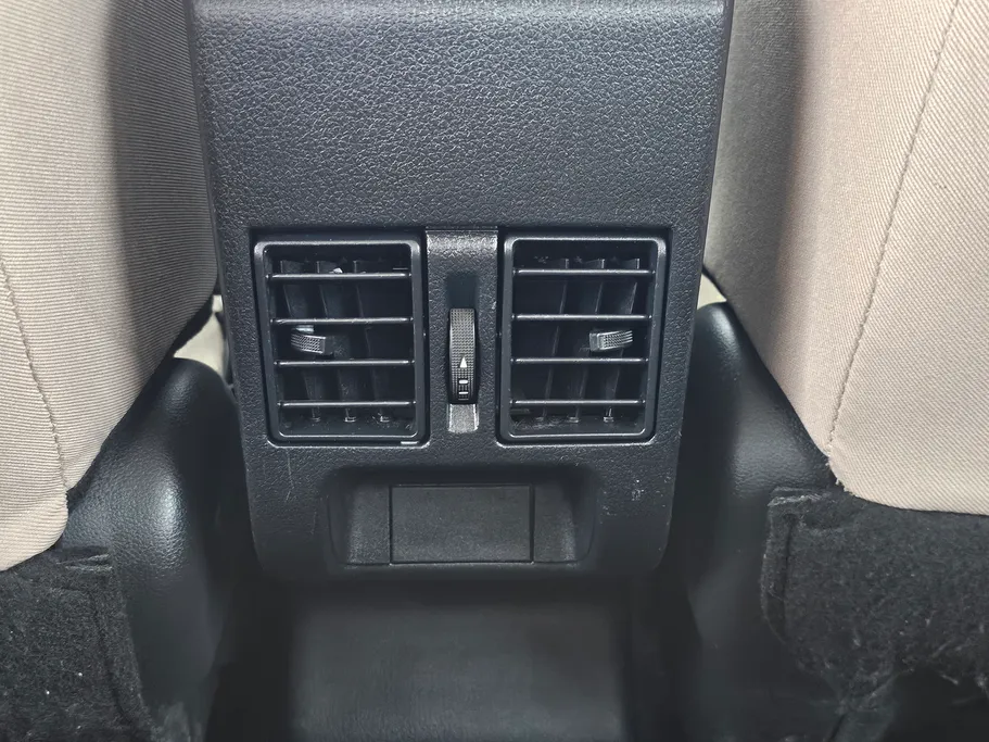 2024 Toyota Yaris  Y 