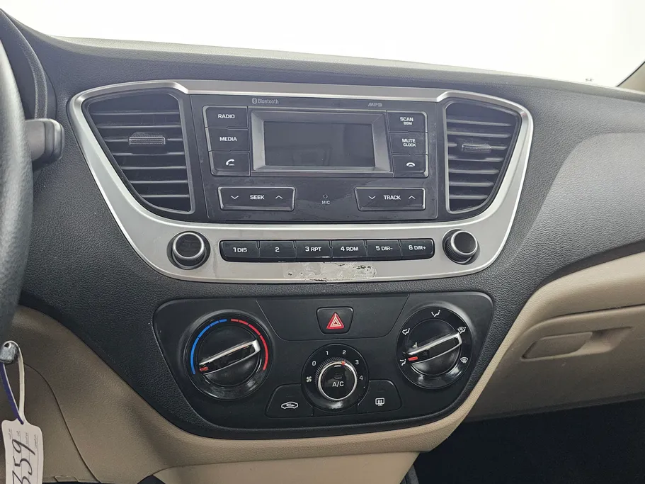 هيونداي اكسنت سمارت 2021 