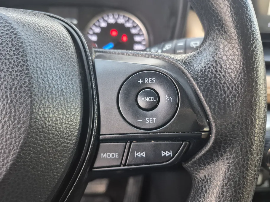 2023 Toyota RAV4 LE HEV 