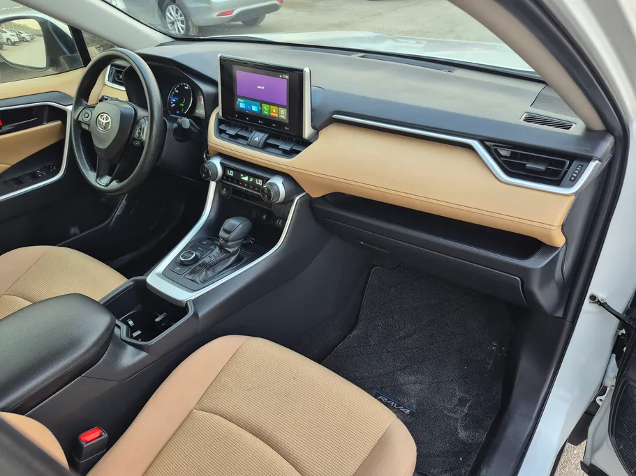 2023 Toyota RAV4 LE HEV 