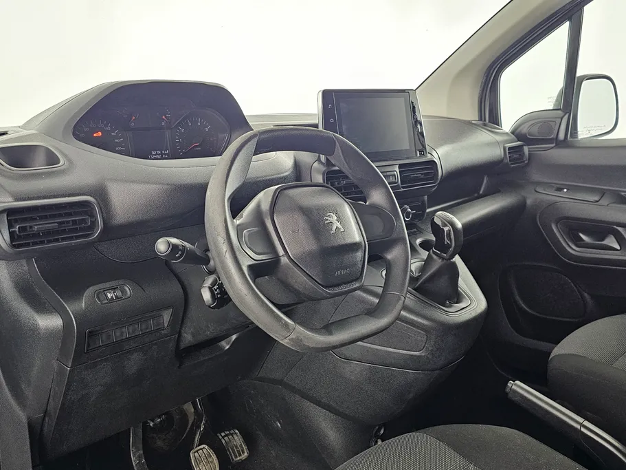 بيجو بارتنر Short van 2023 