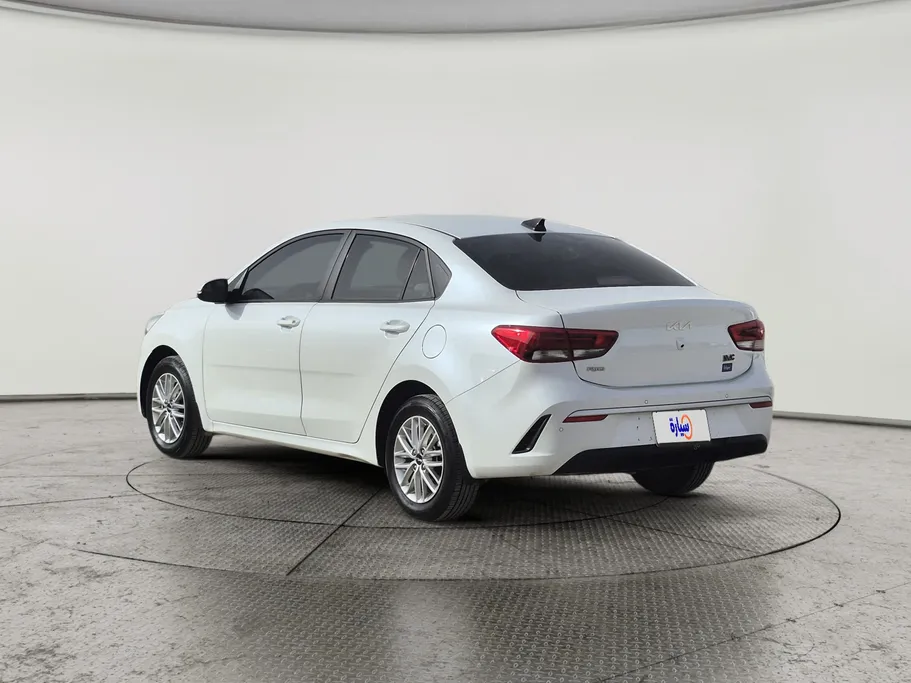 2022 Kia Rio GLS 