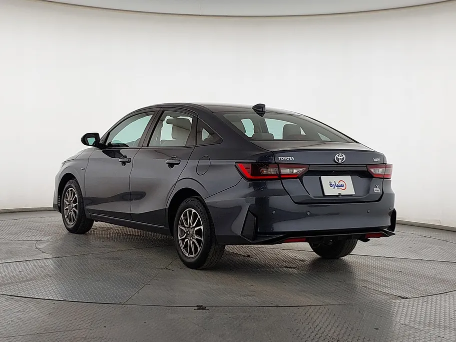2023 Toyota Yaris  Y 