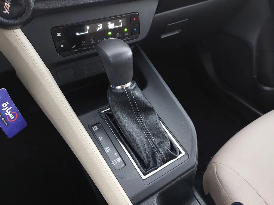 2023 Toyota Yaris  Y 