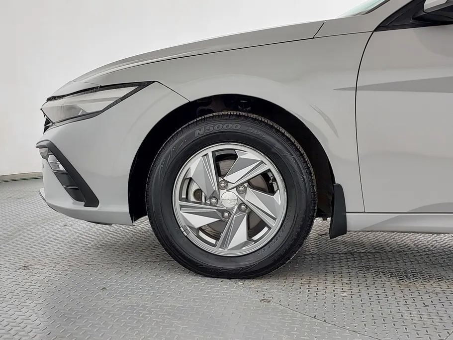 2024 Hyundai Elantra Fleet 