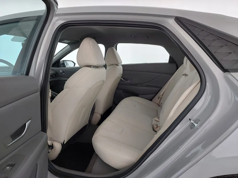 2024 Hyundai Elantra Fleet 