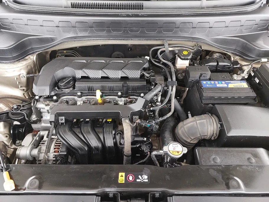 2022 كيا SONET LX 