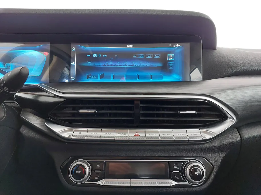 2023 فاو Bestune T77  