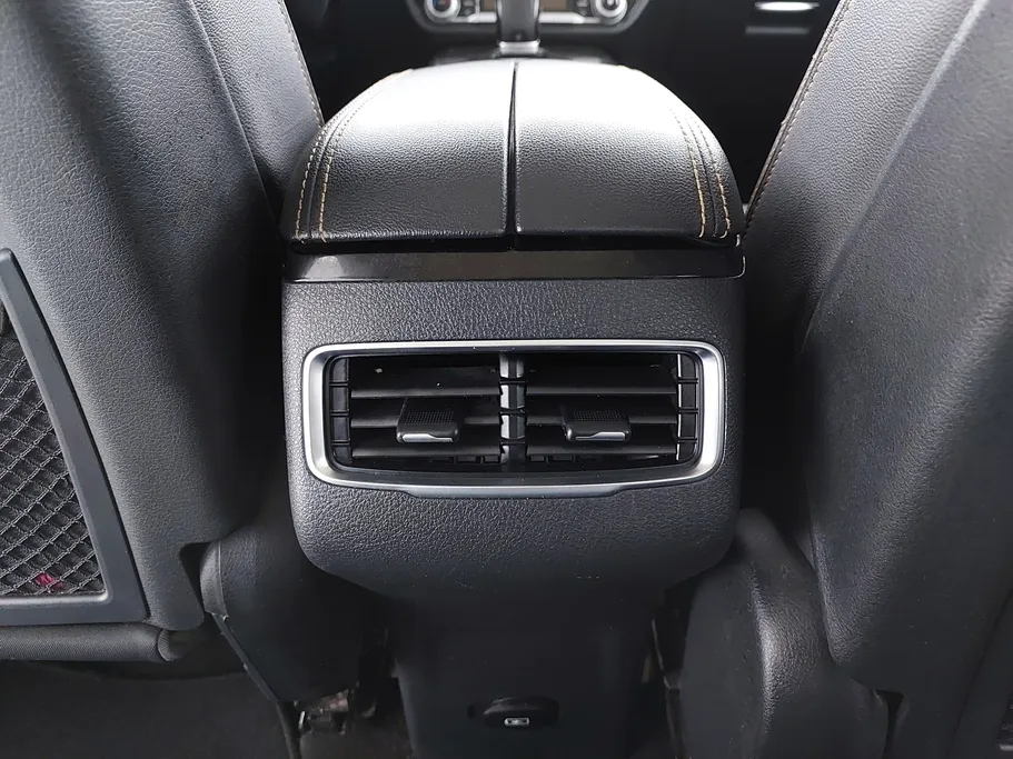 2023 فاو Bestune T77  