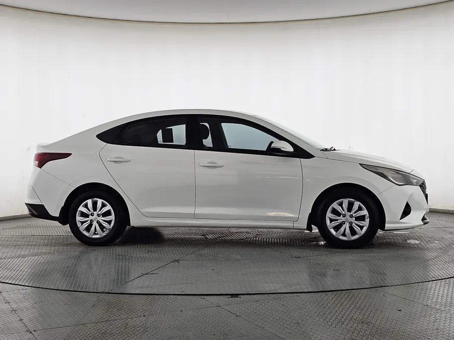 2021 Hyundai Accent Smart 