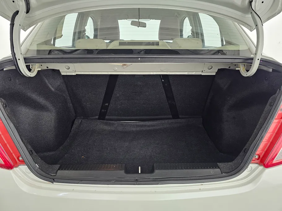 2024 سوزوكي Dzire GL 