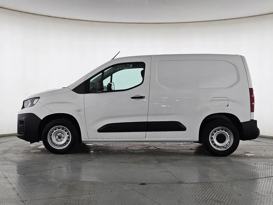 بيجو بارتنر Short van 2022 