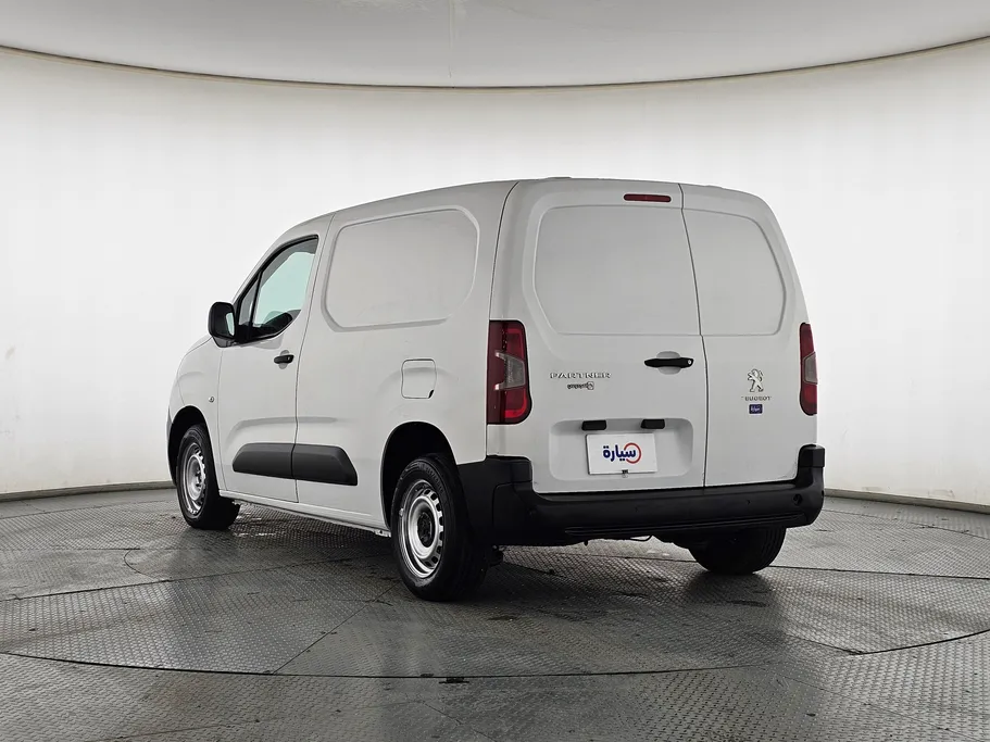 بيجو بارتنر Short van 2022 