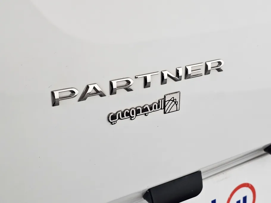 بيجو بارتنر Short van 2022 