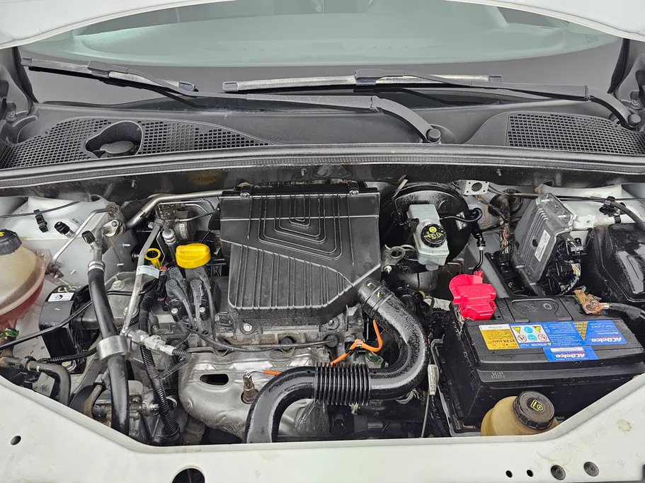 2021 Renault Docker Van بضاعة 