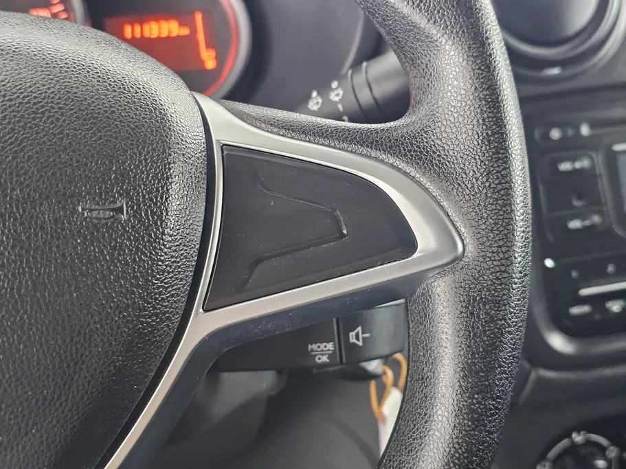 2021 Renault Docker Van بضاعة 