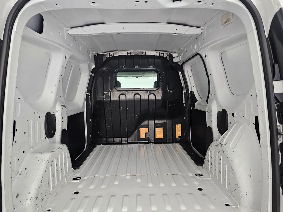 2021 Renault Docker Van بضاعة 