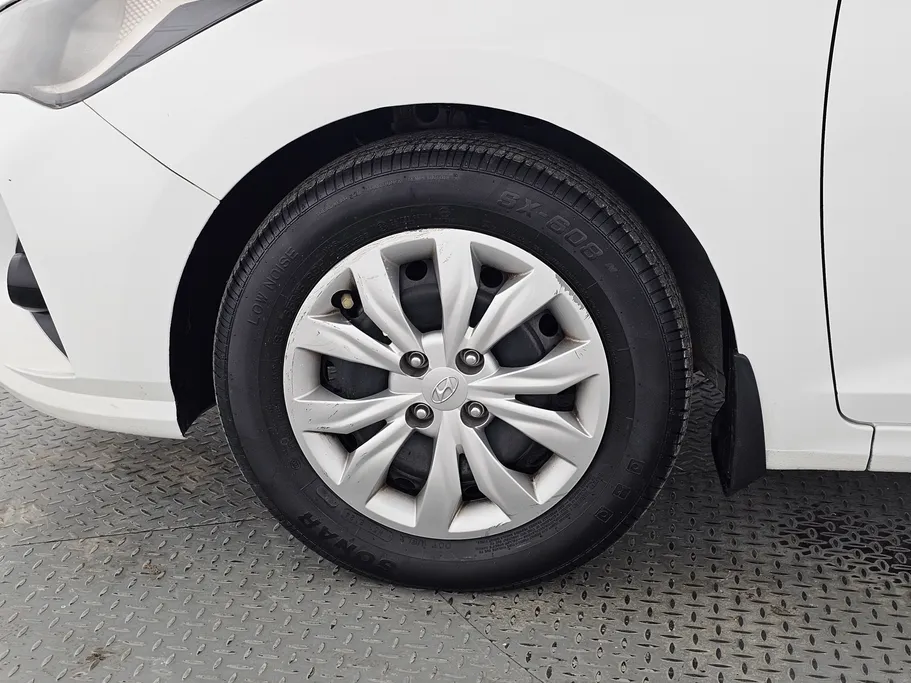 هيونداي اكسنت سمارت 2022 