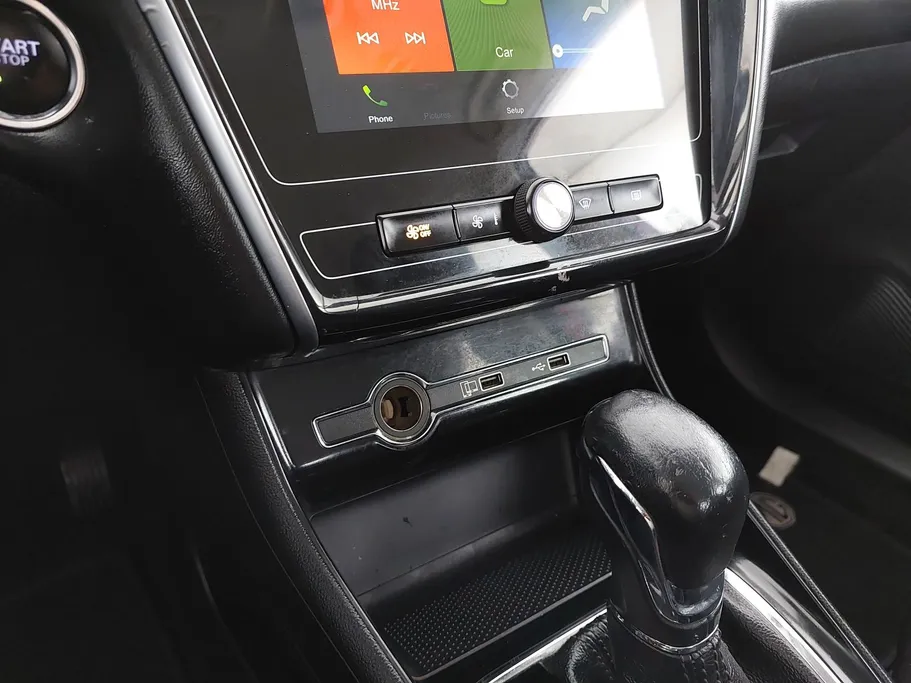 ام جي 5 COM 2022 