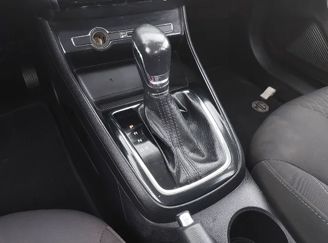 ام جي 5 COM 2022 