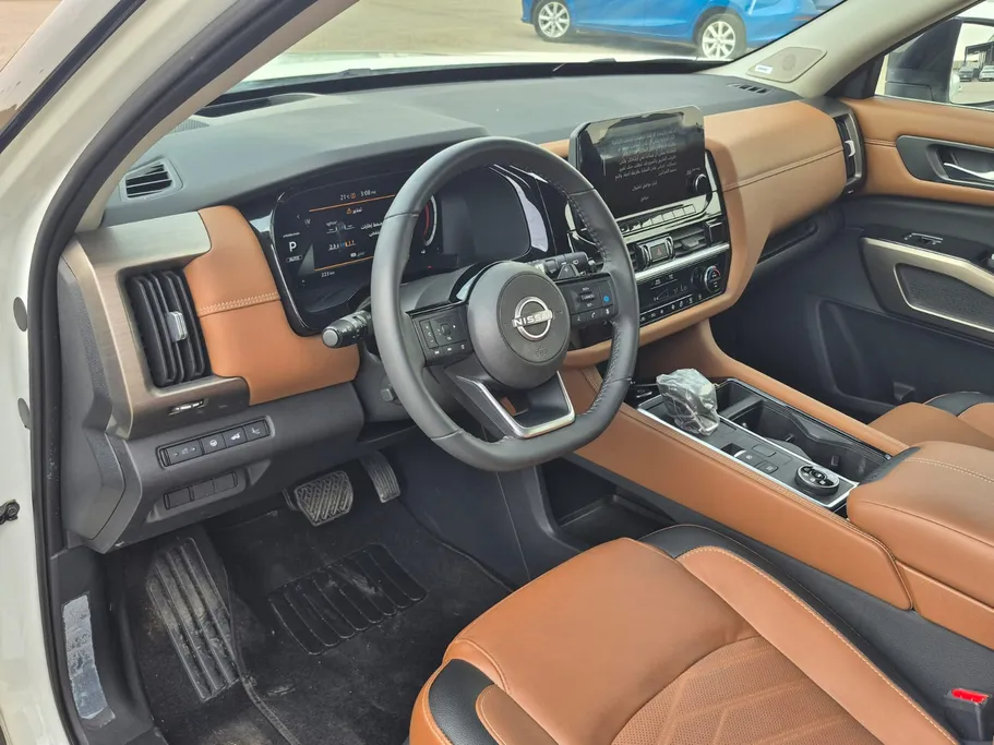 2023 Nissan Pathfinder SL 