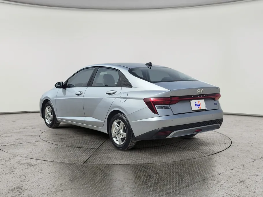 2024 Hyundai Accent Fleet 