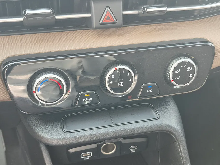 2024 Hyundai Accent Fleet 