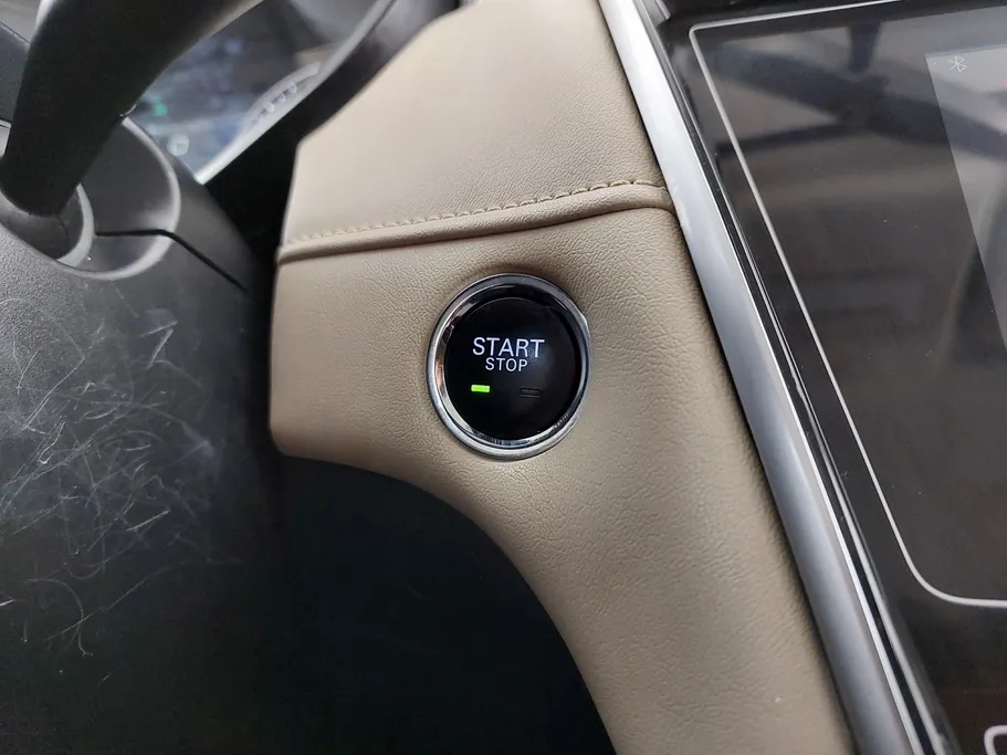 ام جي 5 COM 2022 