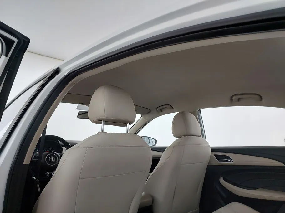 ام جي 5 COM 2022 